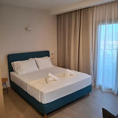 Theasis Deluxe Lefkáda